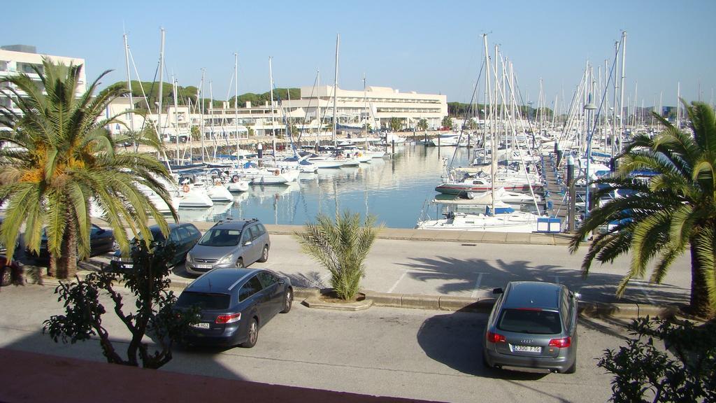 Marina El Puerto *
